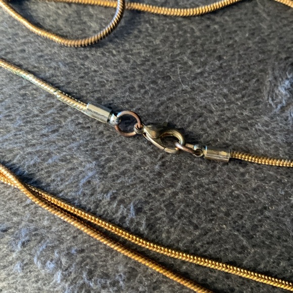 Cat Head designed necklace and chain - Picture 4 of 7